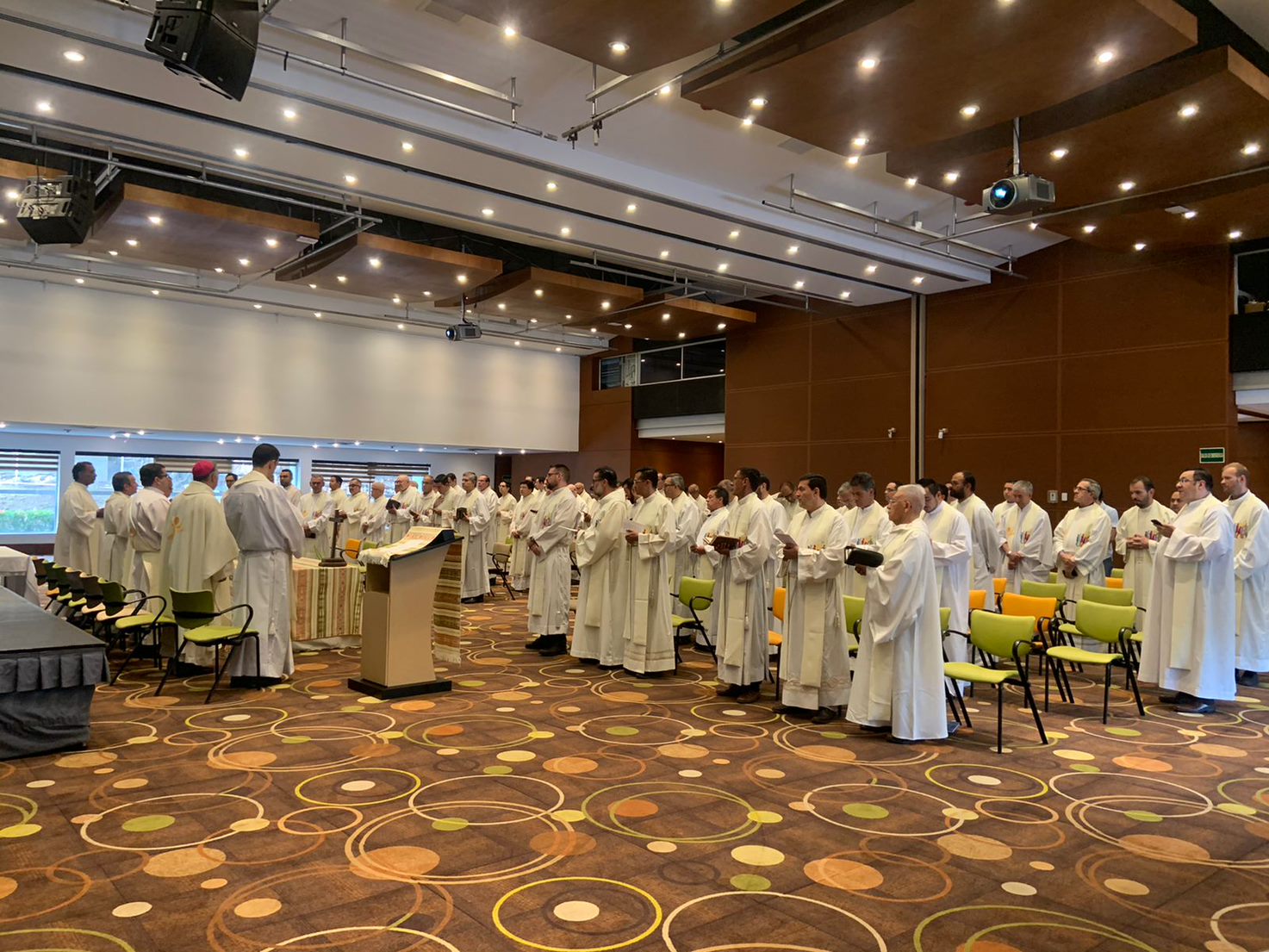 sacerdotes