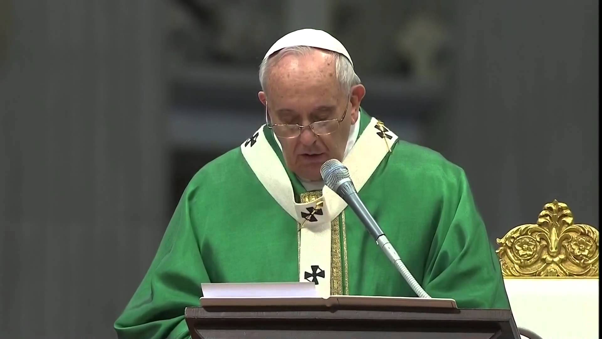 La autoridad de Jesús se explica por la cercanía que vivó con la gente