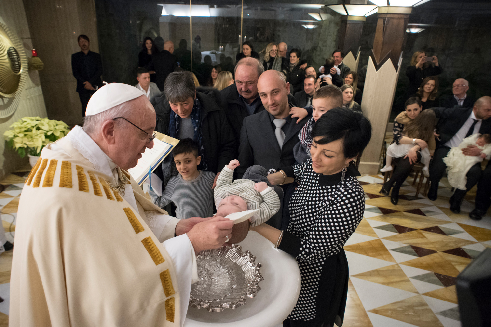 El bautismo es el fundamento de la vida cristiana