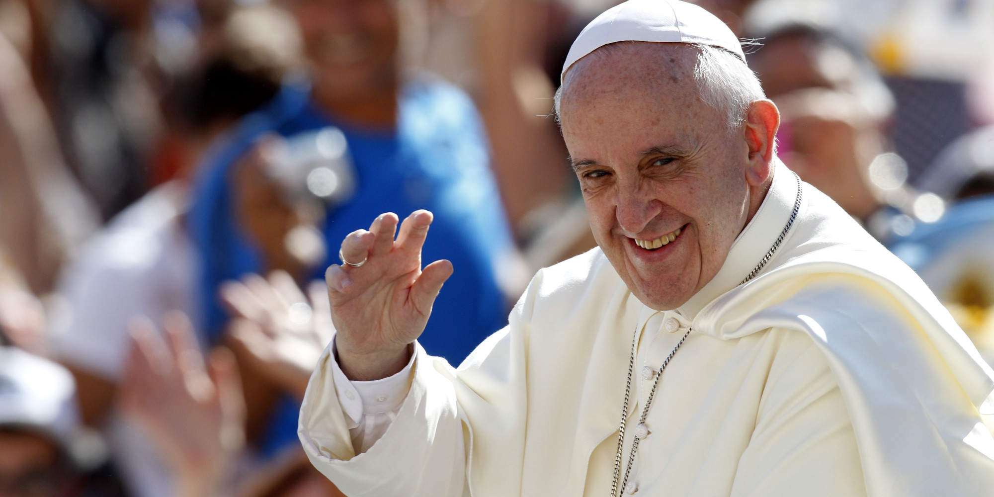El cuerpo de los cristianos es esencial en la comunión con Dios, afirma el papa Francisco