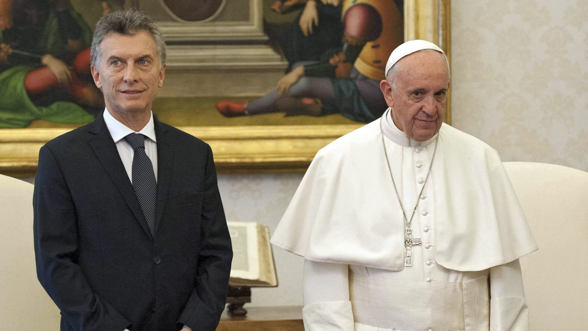 “Les aseguro que están en mi corazón y en mis bendiciones”: Francisco al sobrevolar Argentina