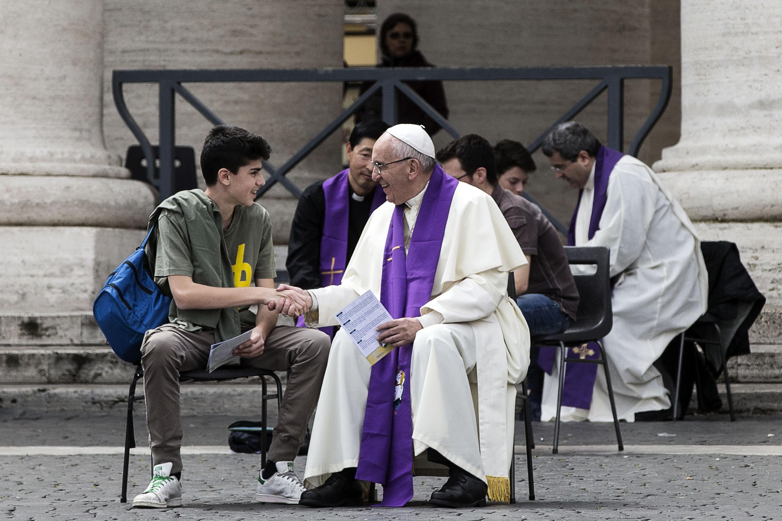 El Sínodo de jóvenes se socializa y se consultan los temas