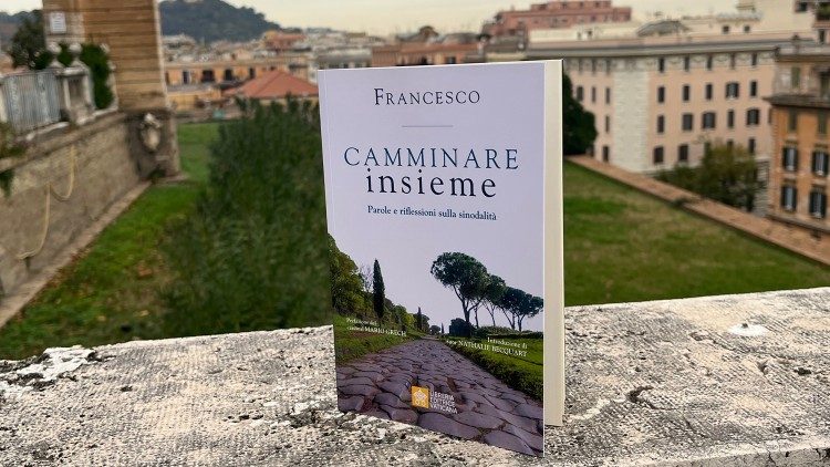 "Caminar juntos", el libro del Papa Francisco sobre la sinodalidad