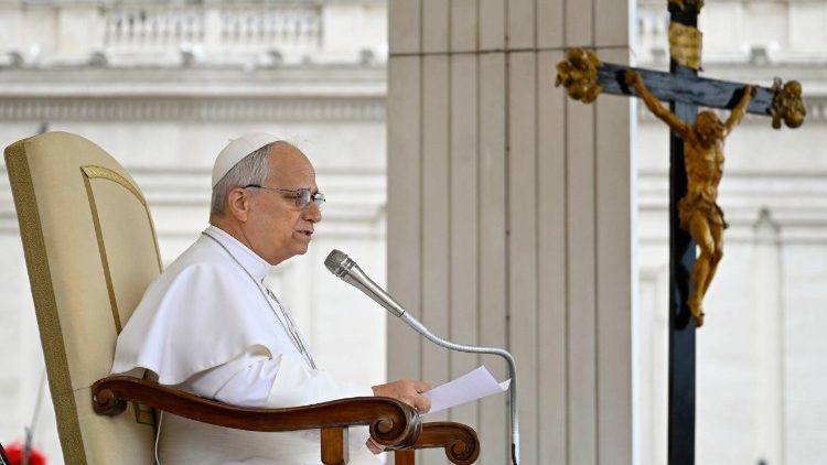 La Iglesia debe ser clara al rechazar lo que mortifica la vida, la guerra y la violencia.