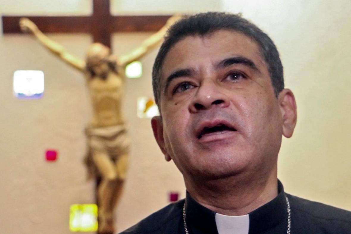 Nicaragua: Liberados los obispos Álvarez, Mora y otros sacerdotes.