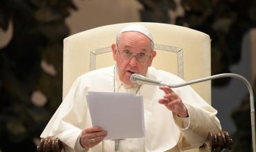 Papa pide rezar por la paz de Ucrania