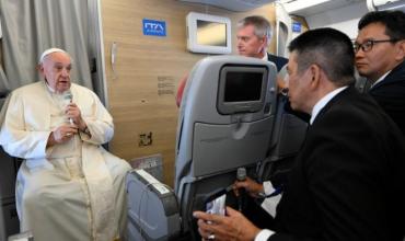 "Hago estos viajes para visitar comunidad católica y también para entrar en diálogo con la historia y la cultura del pueblo"
